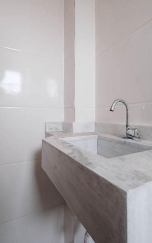Apartamento à venda com 40m², 2 quartos e sem vagaBanheiro