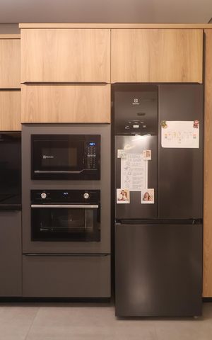 Casa à venda com 200m², 3 quartos e 2 vagasCozinha - Armários