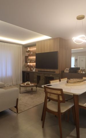 Casa à venda com 200m², 3 quartos e 2 vagasSala