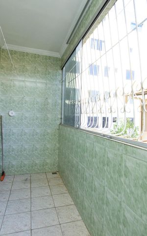 Apartamento para alugar com 70m², 2 quartos e 1 vaga Apartamento para alugar com 70m², 2 quartos e 1 vagaCozinha e Área de Serviço