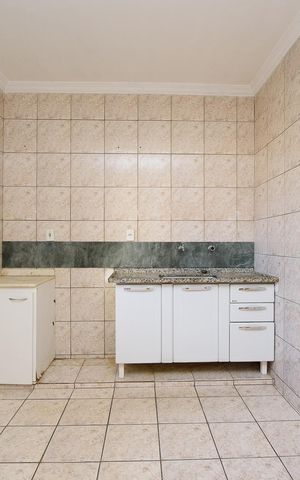 Apartamento para alugar com 70m², 2 quartos e 1 vaga Apartamento para alugar com 70m², 2 quartos e 1 vagaCozinha e Área de Serviço