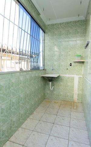 Apartamento para alugar com 70m², 2 quartos e 1 vaga Apartamento para alugar com 70m², 2 quartos e 1 vagaCozinha e Área de Serviço
