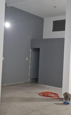 Casa à venda com 300m², 3 quartos e 2 vagasSalão