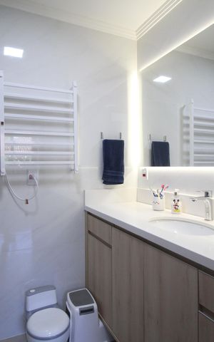 Apartamento para alugar com 164m², 3 quartos e 2 vagasBanheiro