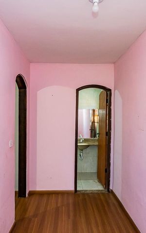 Casa para alugar com 50m², 2 quartos e 4 vagas Casa para alugar com 50m², 2 quartos e 4 vagasCloset Suite 1