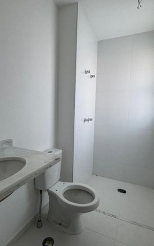 Apartamento à venda com 184m², 4 quartos e 4 vagas Apartamento à venda com 184m², 4 quartos e 4 vagasBanheiro da Suíte 3