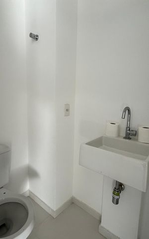 Apartamento à venda com 184m², 4 quartos e 4 vagas Apartamento à venda com 184m², 4 quartos e 4 vagasLavabo