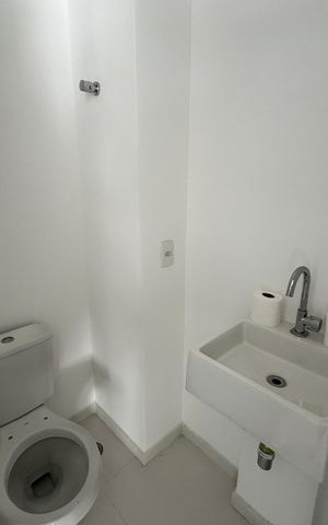 Apartamento à venda com 184m², 4 quartos e 4 vagas Apartamento à venda com 184m², 4 quartos e 4 vagasLavabo