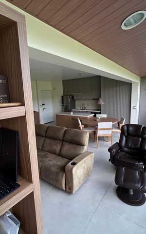 Apartamento à venda com 60m², 1 quarto e 2 vagas Apartamento à venda com 60m², 1 quarto e 2 vagasVaranda
