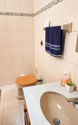 Apartamento para alugar com 140m², 4 quartos e 1 vaga Apartamento para alugar com 140m², 4 quartos e 1 vagaBanheiro