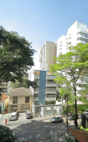 Apartamento à venda com 161m², 3 quartos e 2 vagasSala - Varanda 