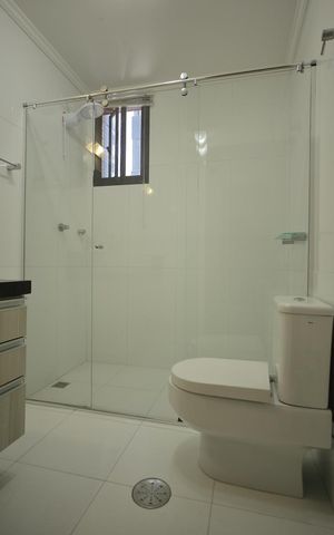Apartamento à venda com 161m², 3 quartos e 2 vagasBanheiro da Suíte 
