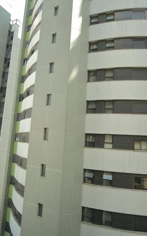 Apartamento à venda com 161m², 3 quartos e 2 vagasQuarto 3- Vista 