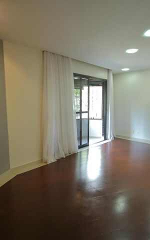 Apartamento à venda com 161m², 3 quartos e 2 vagasSala