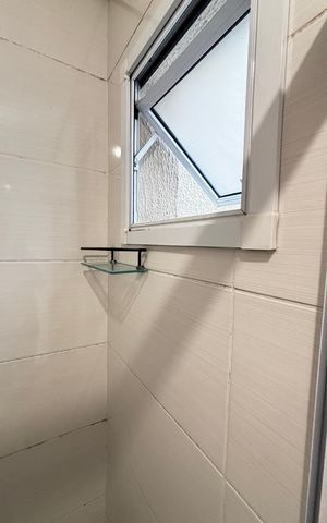 Apartamento à venda com 48m², 2 quartos e 1 vaga Apartamento à venda com 48m², 2 quartos e 1 vagaBanheiro