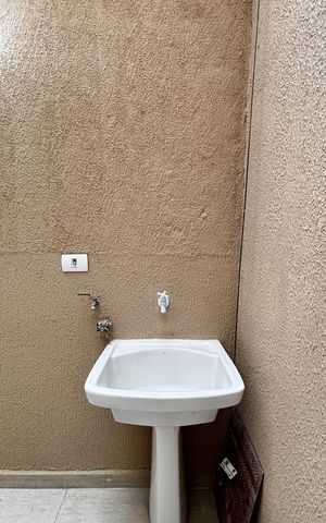 Apartamento à venda com 48m², 2 quartos e 1 vaga Apartamento à venda com 48m², 2 quartos e 1 vagaÁrea de Serviço
