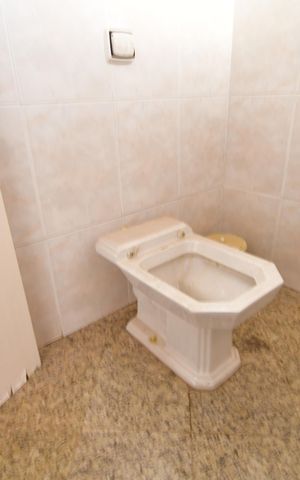 Casa à venda com 300m², 3 quartos e 3 vagasLavabo
