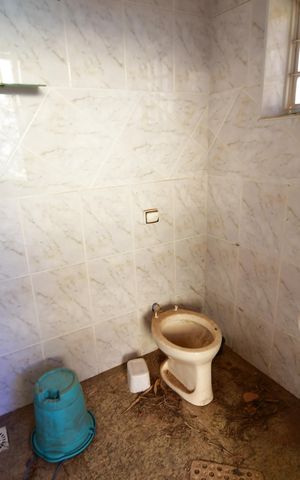 Casa à venda com 300m², 3 quartos e 3 vagasBanheiro de serviço