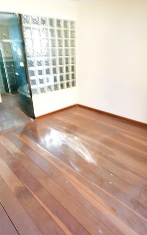 Casa à venda com 300m², 3 quartos e 3 vagasQuarto 3 - Suíte