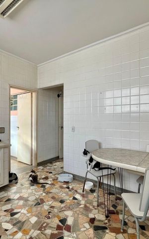 Apartamento à venda com 145m², 2 quartos e 1 vaga Apartamento à venda com 145m², 2 quartos e 1 vagaCozinha