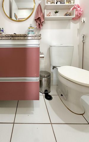 Apartamento à venda com 52m², 2 quartos e 1 vaga Apartamento à venda com 52m², 2 quartos e 1 vagaBanheiro Social