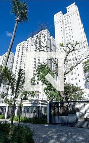 Apartamento à venda com 52m², 2 quartos e 1 vaga Apartamento à venda com 52m², 2 quartos e 1 vagaFachada
