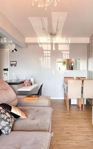 Apartamento à venda com 52m², 2 quartos e 1 vaga Apartamento à venda com 52m², 2 quartos e 1 vagaSala
