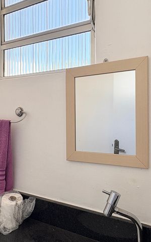 Casa para alugar com 100m², 2 quartos e 2 vagas Casa para alugar com 100m², 2 quartos e 2 vagasLavabo