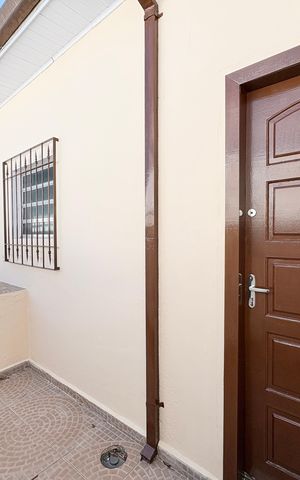 Casa para alugar com 100m², 2 quartos e 2 vagas Casa para alugar com 100m², 2 quartos e 2 vagasCorredor de entrada