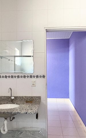 Casa para alugar com 100m², 2 quartos e 2 vagas Casa para alugar com 100m², 2 quartos e 2 vagasBanheiro da Suíte