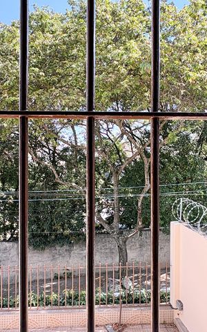 Casa para alugar com 100m², 2 quartos e 2 vagas Casa para alugar com 100m², 2 quartos e 2 vagasVista do Quarto 1