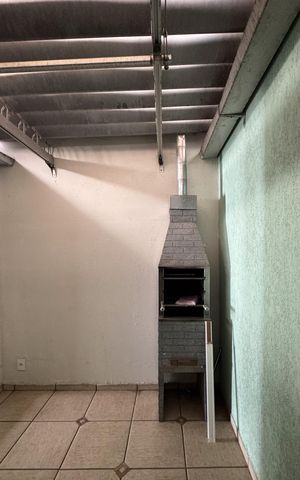 Casa de condomínio para alugar com 70m², 2 quartos e 2 vagas Casa de condomínio para alugar com 70m², 2 quartos e 2 vagasÁrea de Serviço e churrasqueira