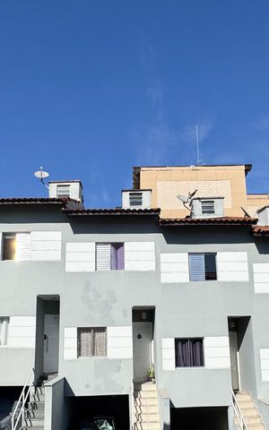 Casa de condomínio para alugar com 70m², 2 quartos e 2 vagas Casa de condomínio para alugar com 70m², 2 quartos e 2 vagasVista - Sala