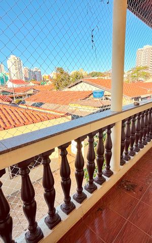 Casa para alugar com 280m², 4 quartos e 3 vagas Casa para alugar com 280m², 4 quartos e 3 vagasVaranda