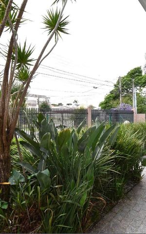 Casa à venda com 500m², 6 quartos e 9 vagas Casa à venda com 500m², 6 quartos e 9 vagasÁrea Externa