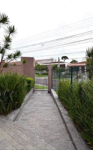 Casa à venda com 500m², 6 quartos e 9 vagas Casa à venda com 500m², 6 quartos e 9 vagasÁrea Externa
