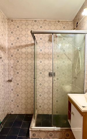 Studio à venda com 28m², 1 quarto e sem vaga Studio à venda com 28m², 1 quarto e sem vagaBanheiro social