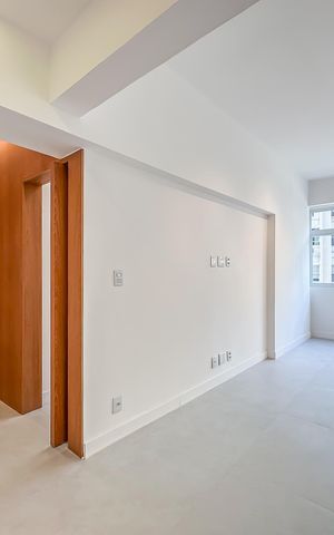 Apartamento à venda com 130m², 3 quartos e 1 vagaSala