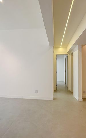 Apartamento à venda com 130m², 3 quartos e 1 vagaSala