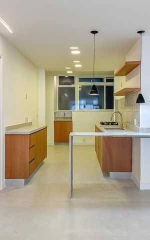 Apartamento à venda com 130m², 3 quartos e 1 vagaCozinha