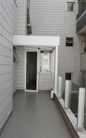 Apartamento à venda com 104m², 2 quartos e 2 vagasVaranda