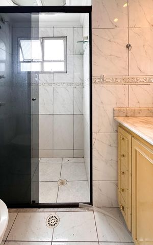 Apartamento para alugar com 60m², 2 quartos e 1 vaga Apartamento para alugar com 60m², 2 quartos e 1 vagaBanheiro Social