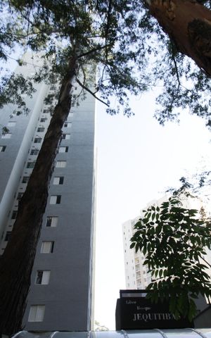 Apartamento à venda com 63m², 3 quartos e 1 vaga Apartamento à venda com 63m², 3 quartos e 1 vagaFachada