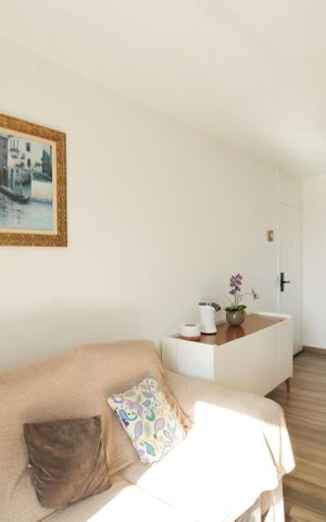 Apartamento à venda com 63m², 3 quartos e 1 vaga Apartamento à venda com 63m², 3 quartos e 1 vagaSala