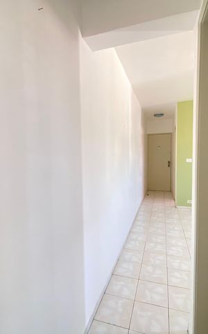 Apartamento para alugar com 41m², 1 quarto e 1 vaga Apartamento para alugar com 41m², 1 quarto e 1 vagaCorredor