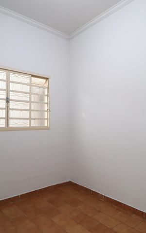 Casa para alugar com 74m², 3 quartos e 1 vagaQuarto 1