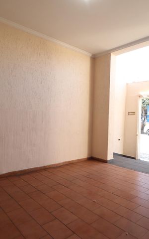 Casa para alugar com 74m², 3 quartos e 1 vagaGaragem