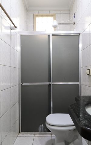 Casa para alugar com 74m², 3 quartos e 1 vagaBanheiro Social