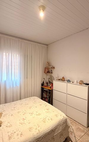 Casa à venda com 60m², 2 quartos e 2 vagasQuarto 2