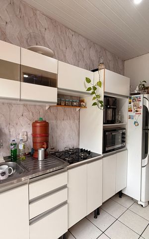 Casa à venda com 60m², 2 quartos e 2 vagasCozinha